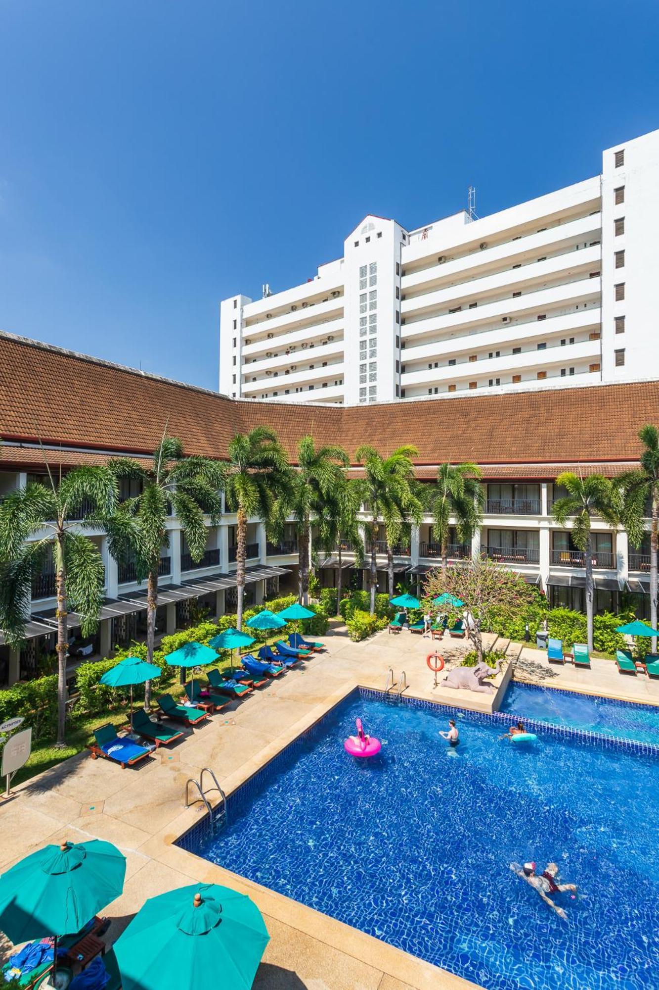 Deevana & Semesteranläggning (resort) Patong
