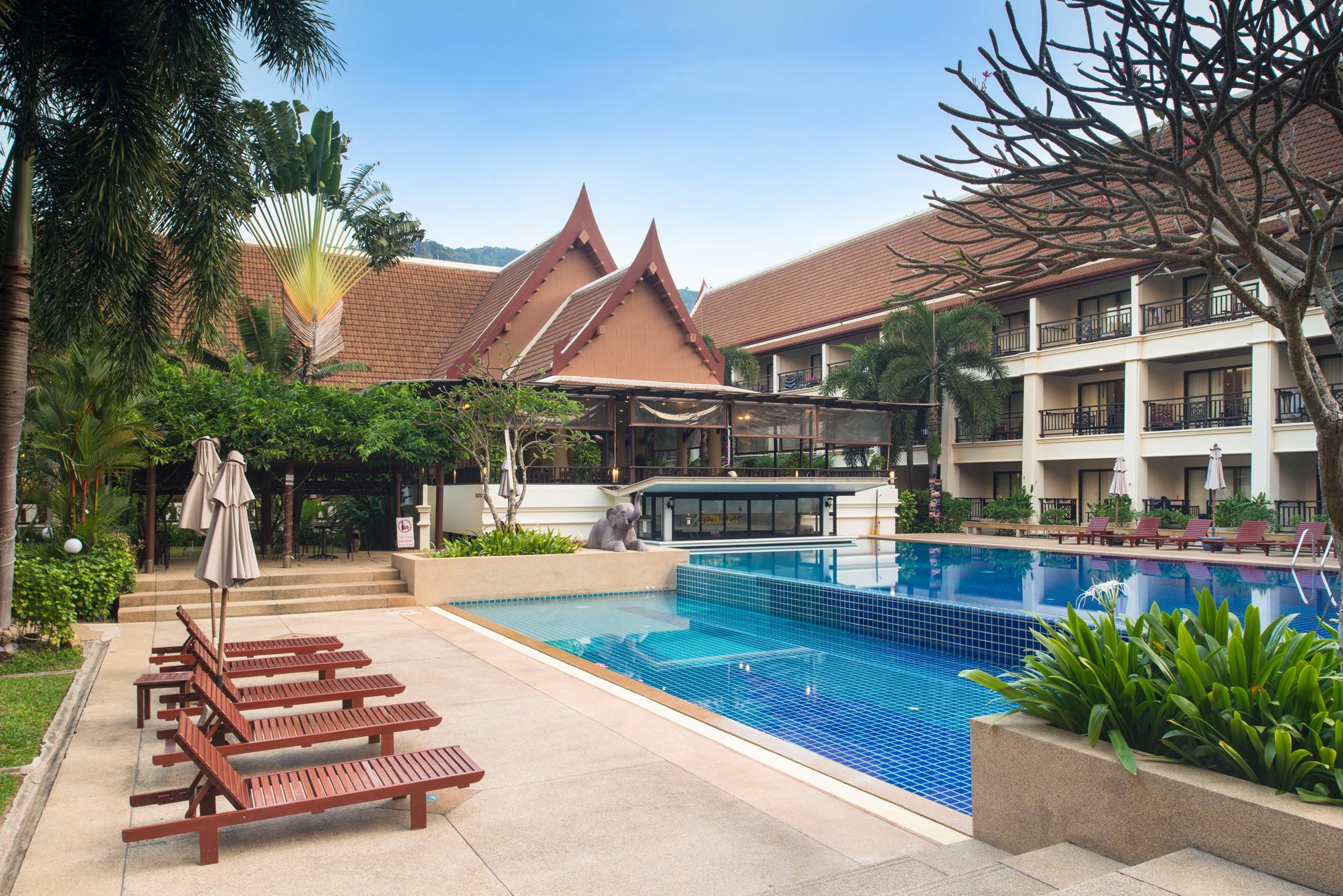 Resort Deevana &